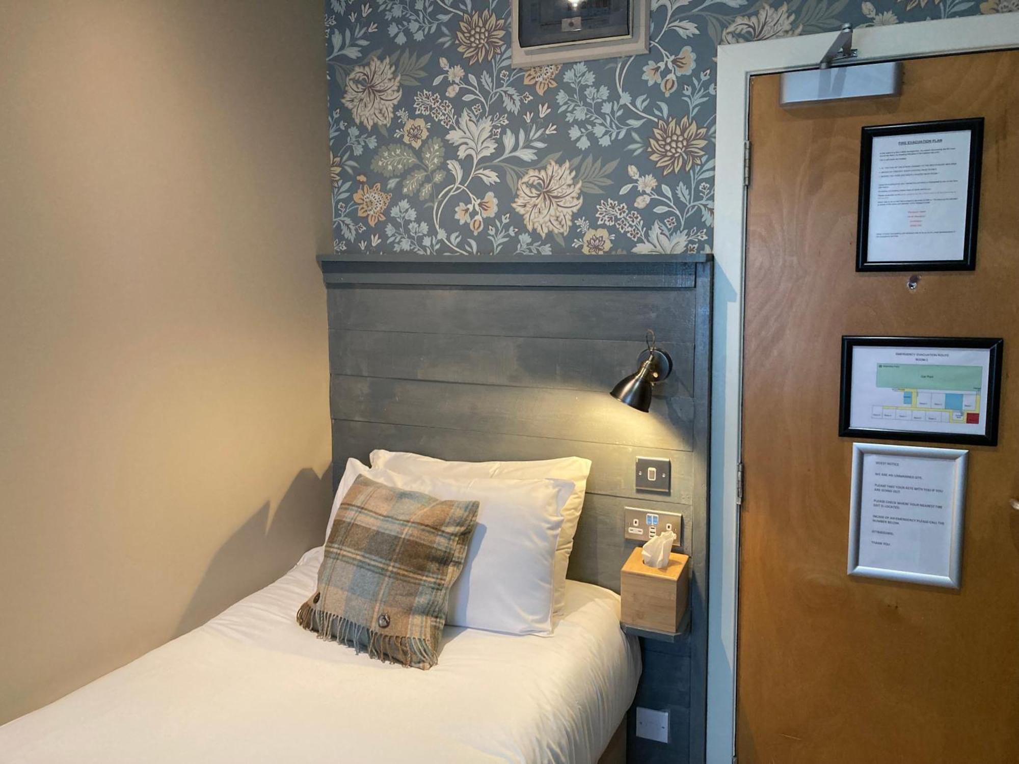 West Port Hotel Linlithgow Dış mekan fotoğraf