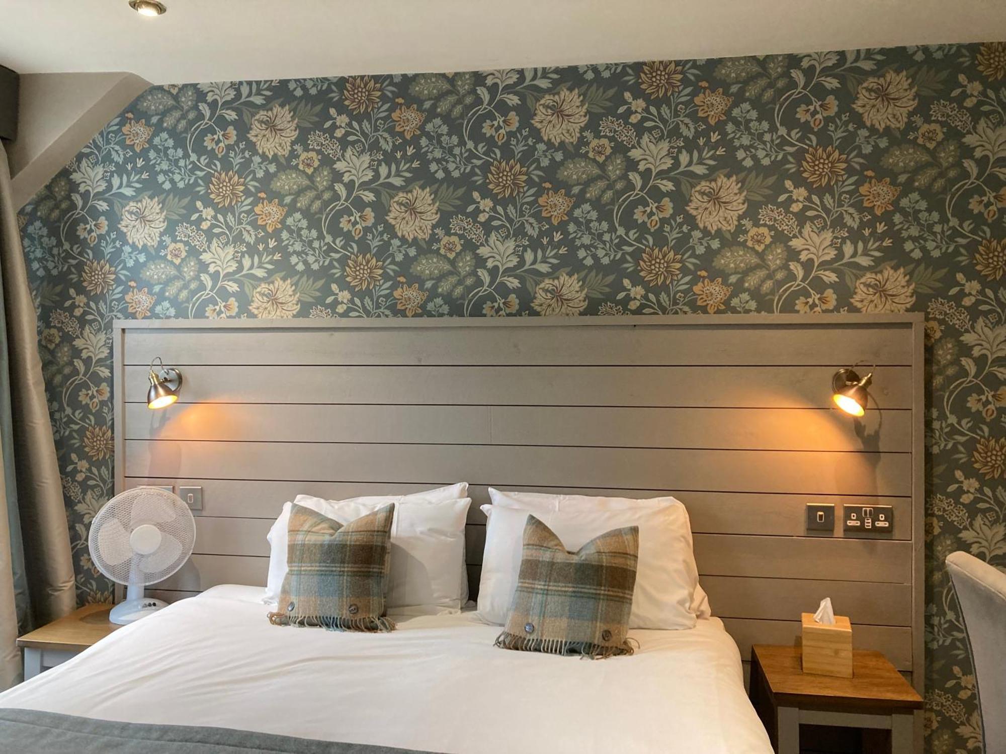 West Port Hotel Linlithgow Dış mekan fotoğraf
