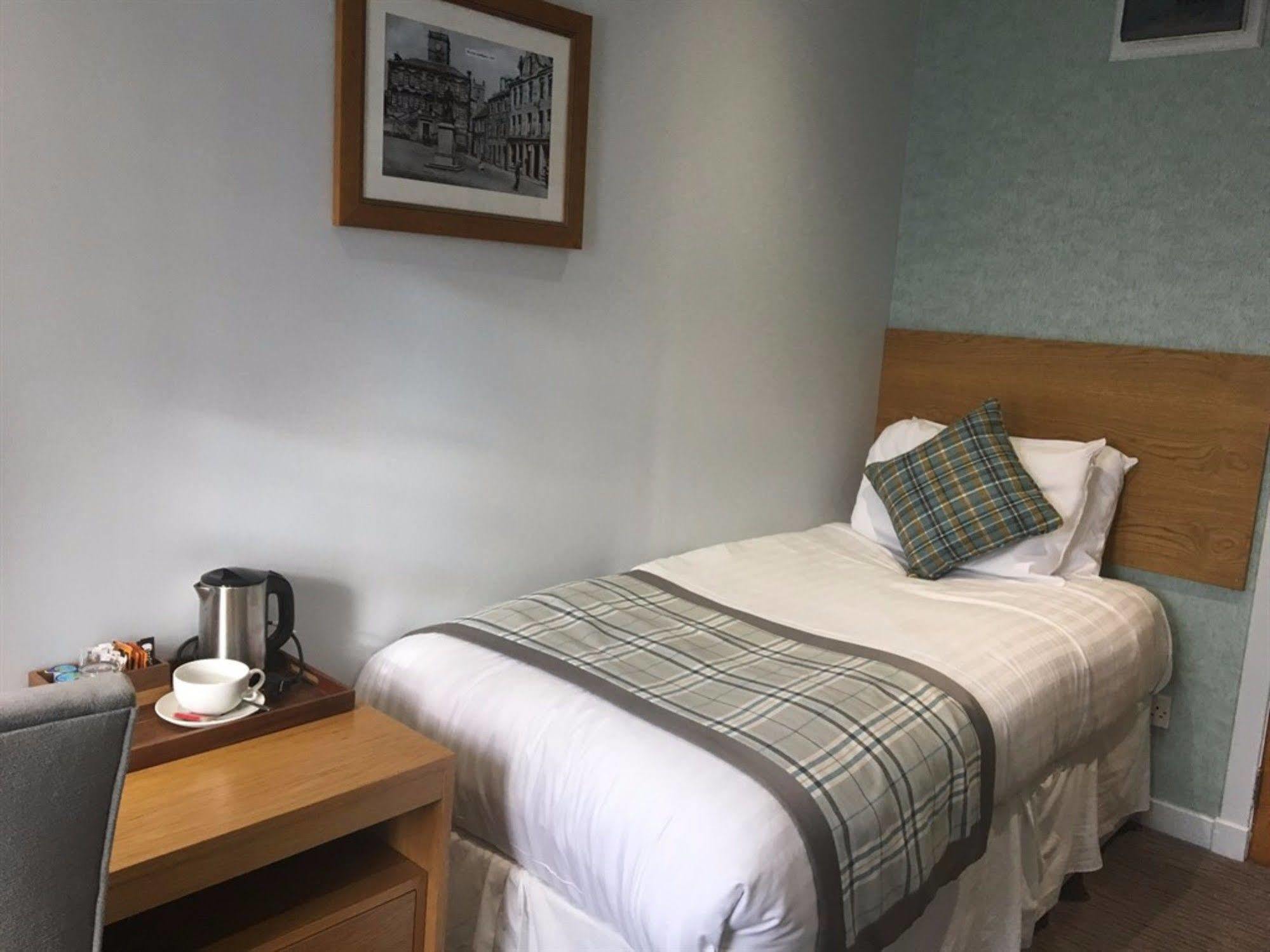 West Port Hotel Linlithgow Dış mekan fotoğraf